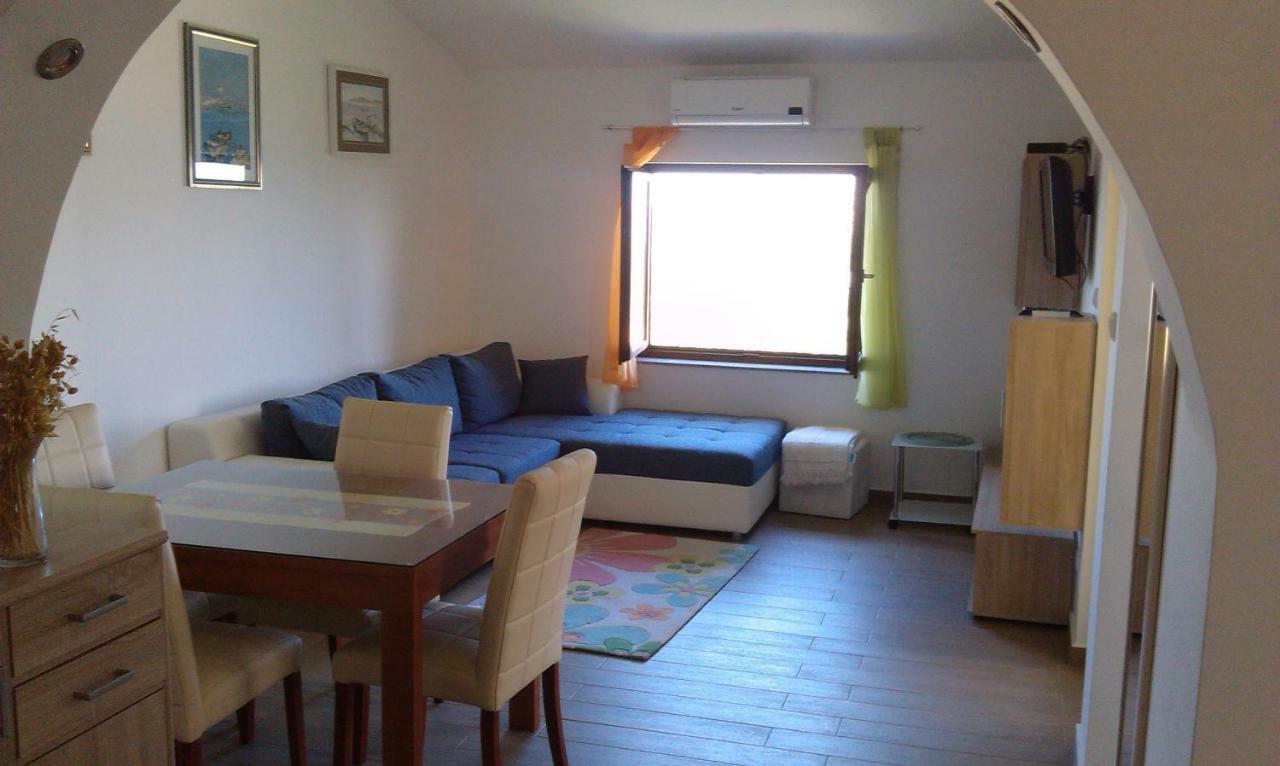 Apartments Nagj Свети Юрай Екстериор снимка